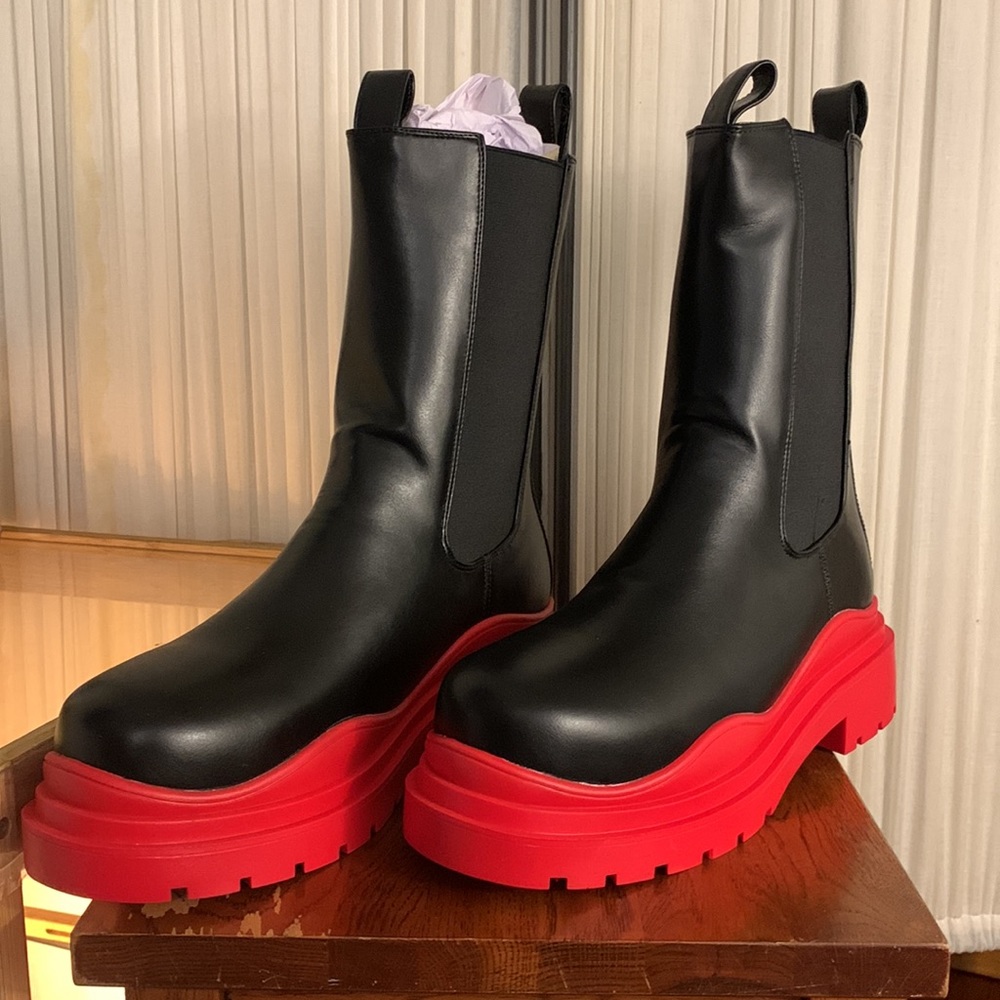 NWT Azaelea Wang Boots